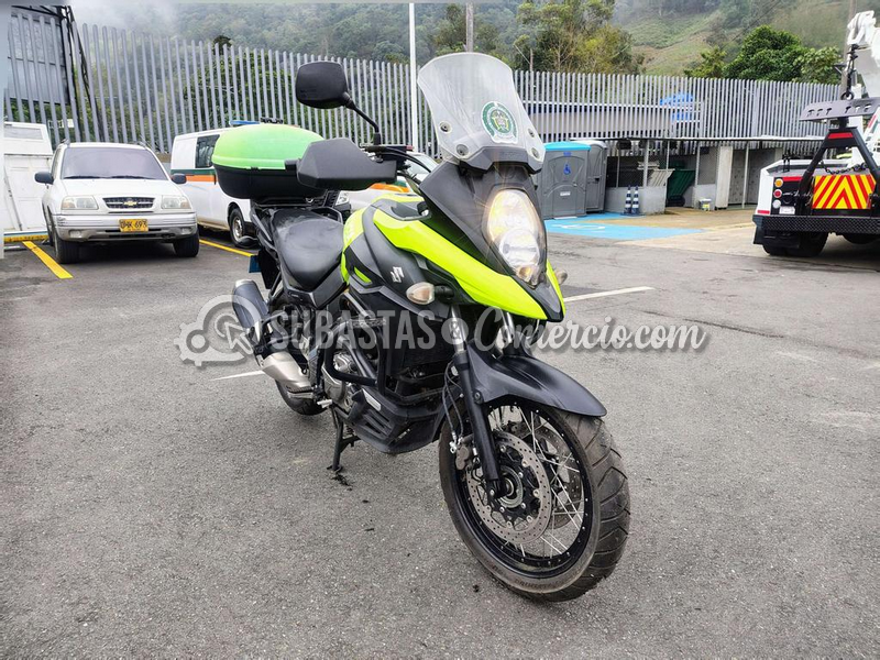 Suzuki DL650XT 2021 placa MJN77F